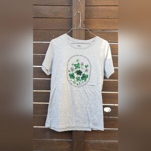 Gray Short Sleeve Tee with Clover Design